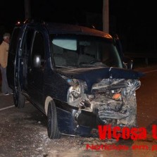 Bandidos armados roubam kombi dos correios e praticam assalto no Palmital