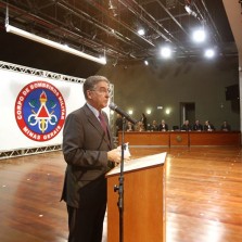 Fernando Pimentel anuncia concurso público para aumento do efetivo do Corpo de Bombeiros