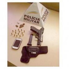 PM APREENDE ARMA NO BOM JESUS