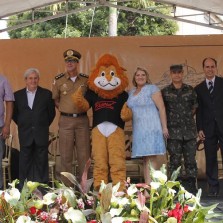 Formatura do PROERD acontece pela primeira vez em praça pública