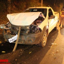 Colisão envolve três veículos na Castelo Branco