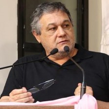 Vereadores derrubam veto do Prefeito sobre fornecimento de remédios e exames