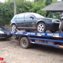 Polícia estoura ponto de tráfico de drogas no Cidade Nova