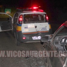 Motorista bate em viatura na Br120