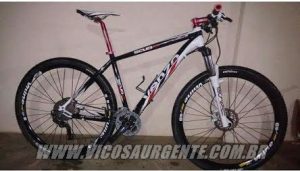 b8d22943-a3ef-4a45-944b-0b33eb660eed