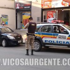 Carro clonado é apreendido no centro de Viçosa