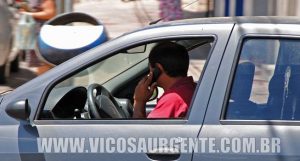 falando-ao-celular-2
