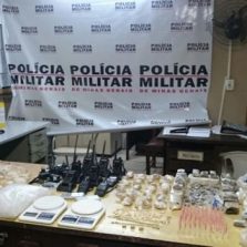 Polícia Militar de Ubá realiza grande apreensão de drogas