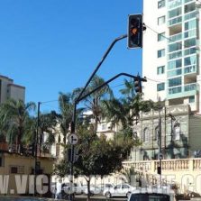 Semáforos passam por reparos