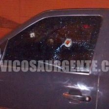 Veículo é alvejado por disparos no trevo de Cajuri