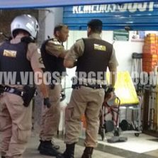 Jovem é baleado na Rua dos Passos