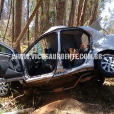 Motorista morre, esposa e filha ficam feridas em acidente perto da Piúna.