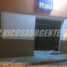 Honda Civic usado no roubo a banco em Urucânia, foi roubado em Viçosa