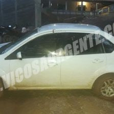 PM recupera veículo roubado e prende autores