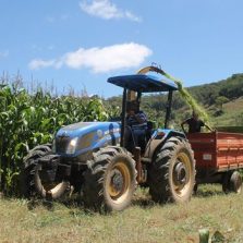 Mecanização agrícola atendeu 150 produtores