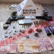Polícia Militar realiza operação e apreende armas e drogas em Viçosa