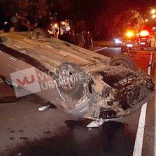 Uso de telefone celular provoca capotamento na UFV