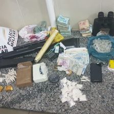 Polícia Militar: Homem é preso com grande quantidade de drogas e dinheiro no Nova Era