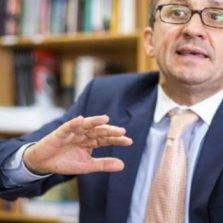 Membros do Ministério Público acionam CNJ contra Rogério Favreto