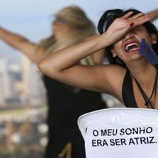 Tráfico humano: crime começa com promessa de realização de sonhos