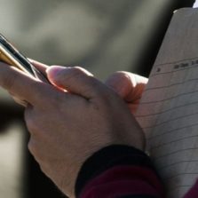Anatel deve mudar regras para impedir cobranças após roubo de celular