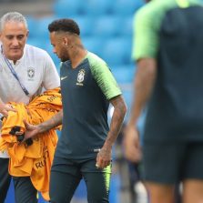 Tite confirma Fágner e Filipe Luís no jogo contra o México