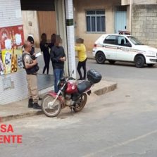 Ladrões sofrem acidente após assalto no Sagrada Família