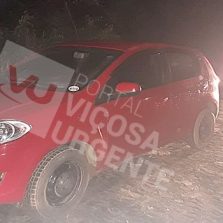 Polícia civil de Viçosa recupera carro roubado em Ubá