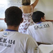 Maioria no ensino médio não aprende o básico de português e matemática