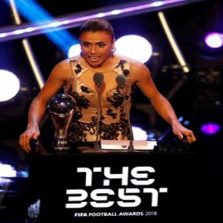 Marta é eleita a melhor jogadora de futebol do mundo pela sexta vez