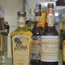 Setor da cachaça lança manifesto contra carga tributária