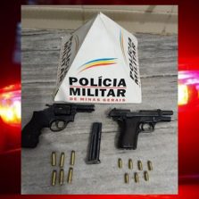 Homem é preso com armas no trevo de Cajuri