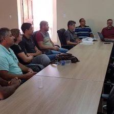 DIRETRAN apresenta novo projeto de lei à Associação dos Taxistas de Viçosa