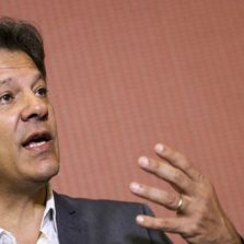 Partidos lançam frente de apoio à candidatura de Haddad