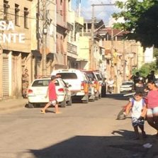 Suspeito morre na troca de tiros com PMs em Ubá