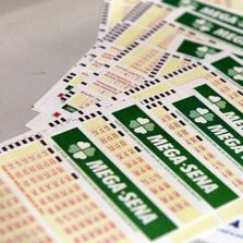 Mega-Sena não tem acertador; prêmio vai para R$ 6 milhões