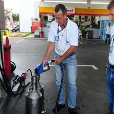 Ipem-MG alerta população para cuidados na hora de abastecer o veículo