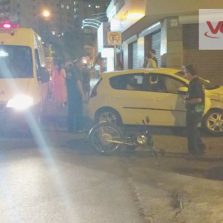 Colisão na Tenente Kummel deixa motoqueiro ferido