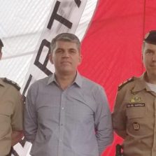 Comandante da Polícia Militar de Viçosa participa de solenidade no 21°BPM em Ubá
