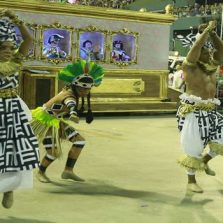 Mangueira é a campeã do carnaval carioca de 2019