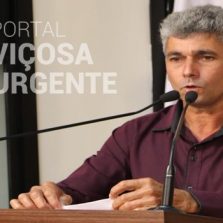 Vereador pede cassação do Prefeito