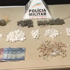 Viçosa: PM apreende drogas e adolescente suspeito de abastecer bocas de fumo