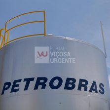 Bolsonaro anuncia redução no preço da gasolina nas refinarias