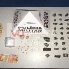 Polícia Militar realiza operação e prende três autores por tráfico de drogas em Ponte Nova