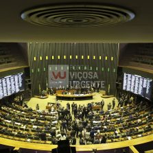 Câmara aprova texto-base da reforma da Previdência