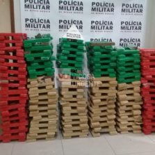 BR381: Polícia Militar apreende veículo com 384 barras de maconha