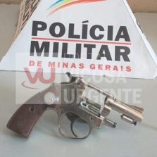 Santa Cruz do Escalvado: PMs de folga prendem suspeitos por disparo de arma de fogo