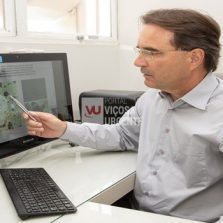 Tecnologia desenvolvida na UFV pode eliminar óleo vazado no litoral do Nordeste