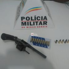 Idoso é preso por posse de arma em Teixeiras