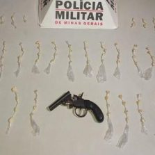 Suspeito é preso com 112 pedras de crack e arma de fogo em Ponte Nova